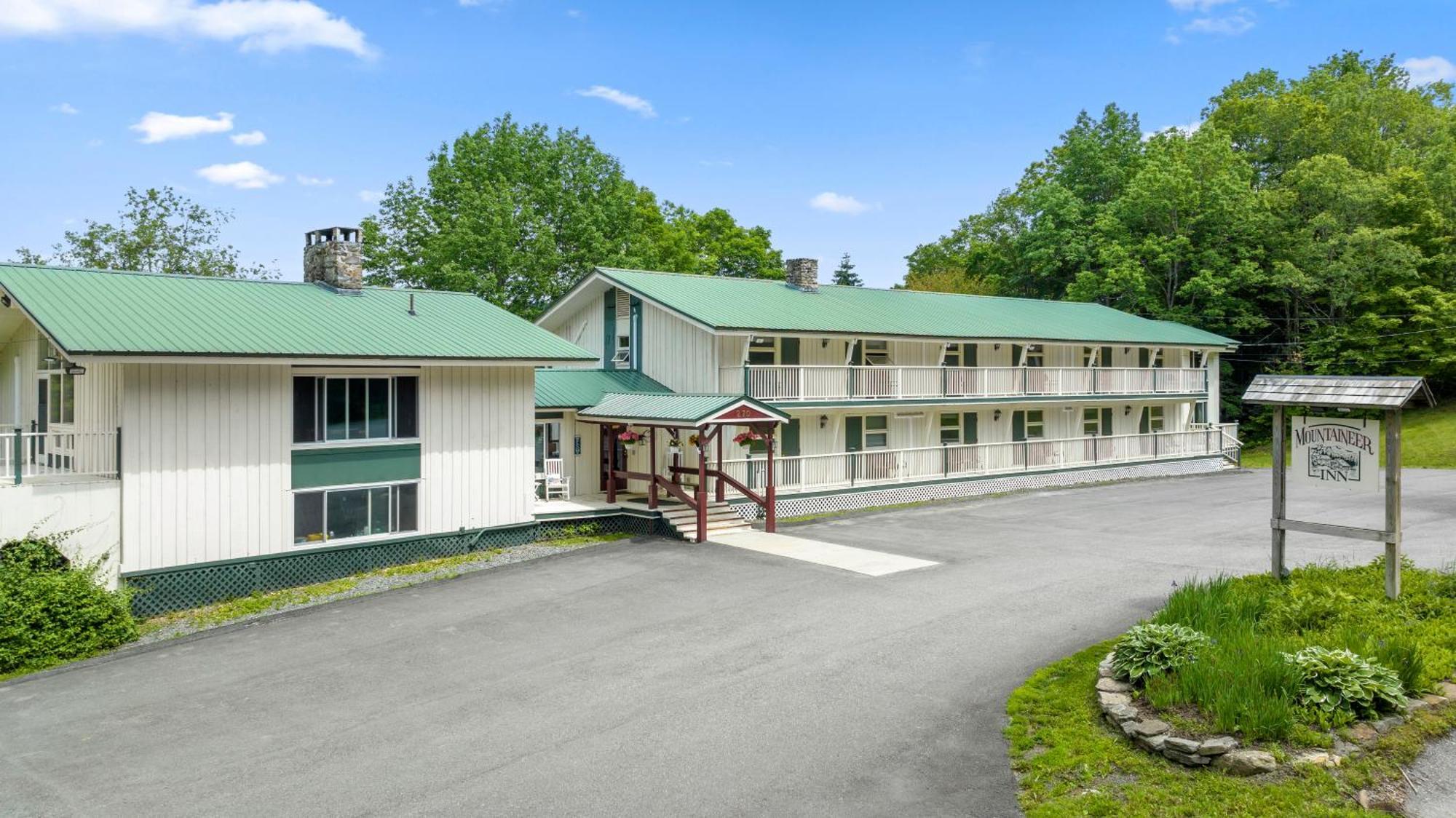 Mountaineer Inn West Dover Εξωτερικό φωτογραφία